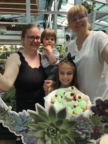 207230124 10159346786127720 1426885519811945051 n